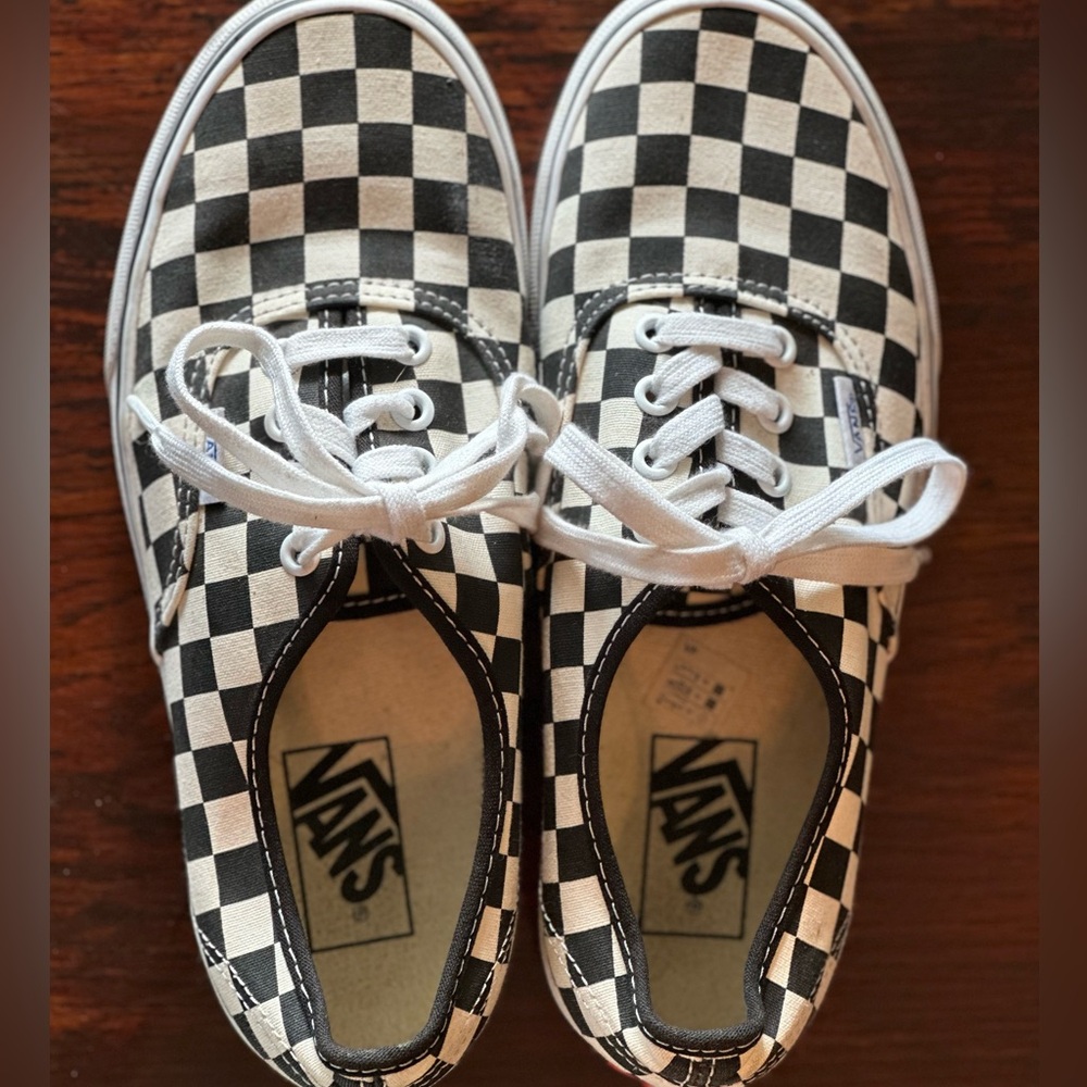 Vans Authentic 
(Golden Coast Colorway)